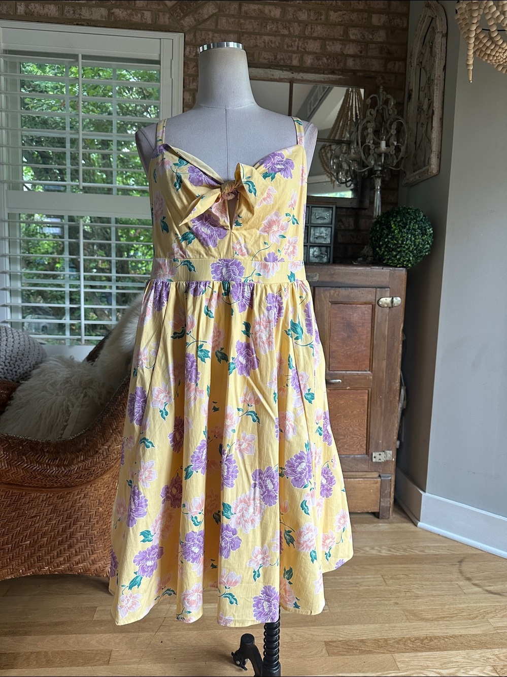 TORRID YELLOW POPLIN LINED SKATER DRESS MEDIUM LARGE 10 NEW